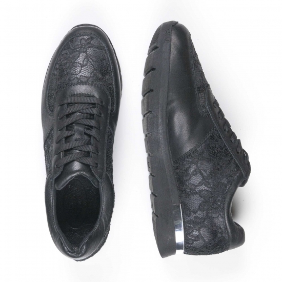Дамски спортни обувки SIMONA BLACK/DANTELA
